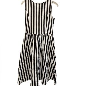 Women’s Nordstrom Black and white striped  a line flirty midi dress midi sz sm